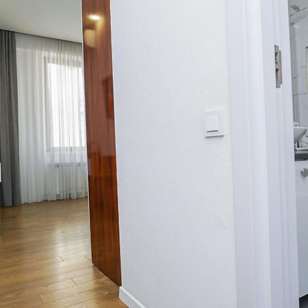 Hotel Type Rooms On Avenue Melikishvili, City Center Тбилиси Экстерьер фото