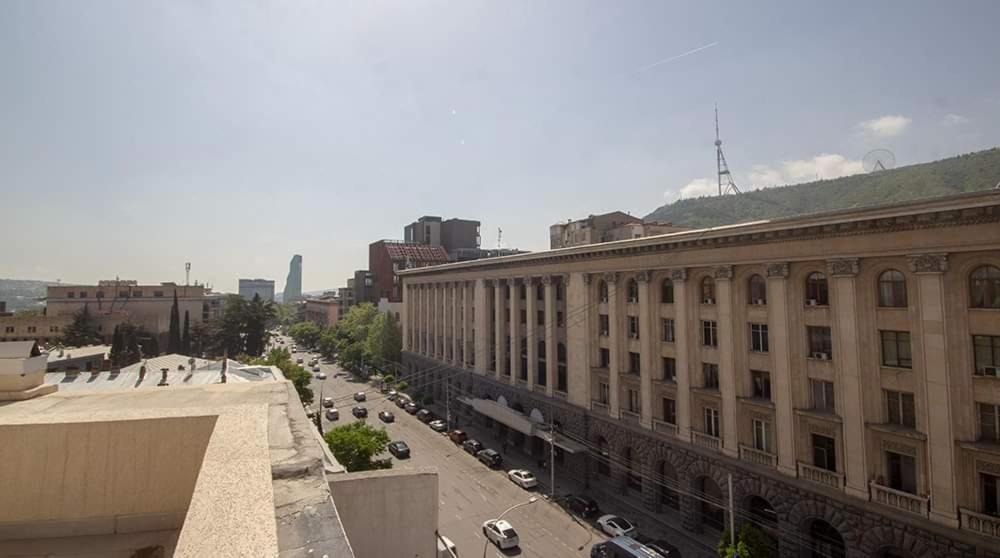 Hotel Type Rooms On Avenue Melikishvili, City Center Тбилиси Экстерьер фото