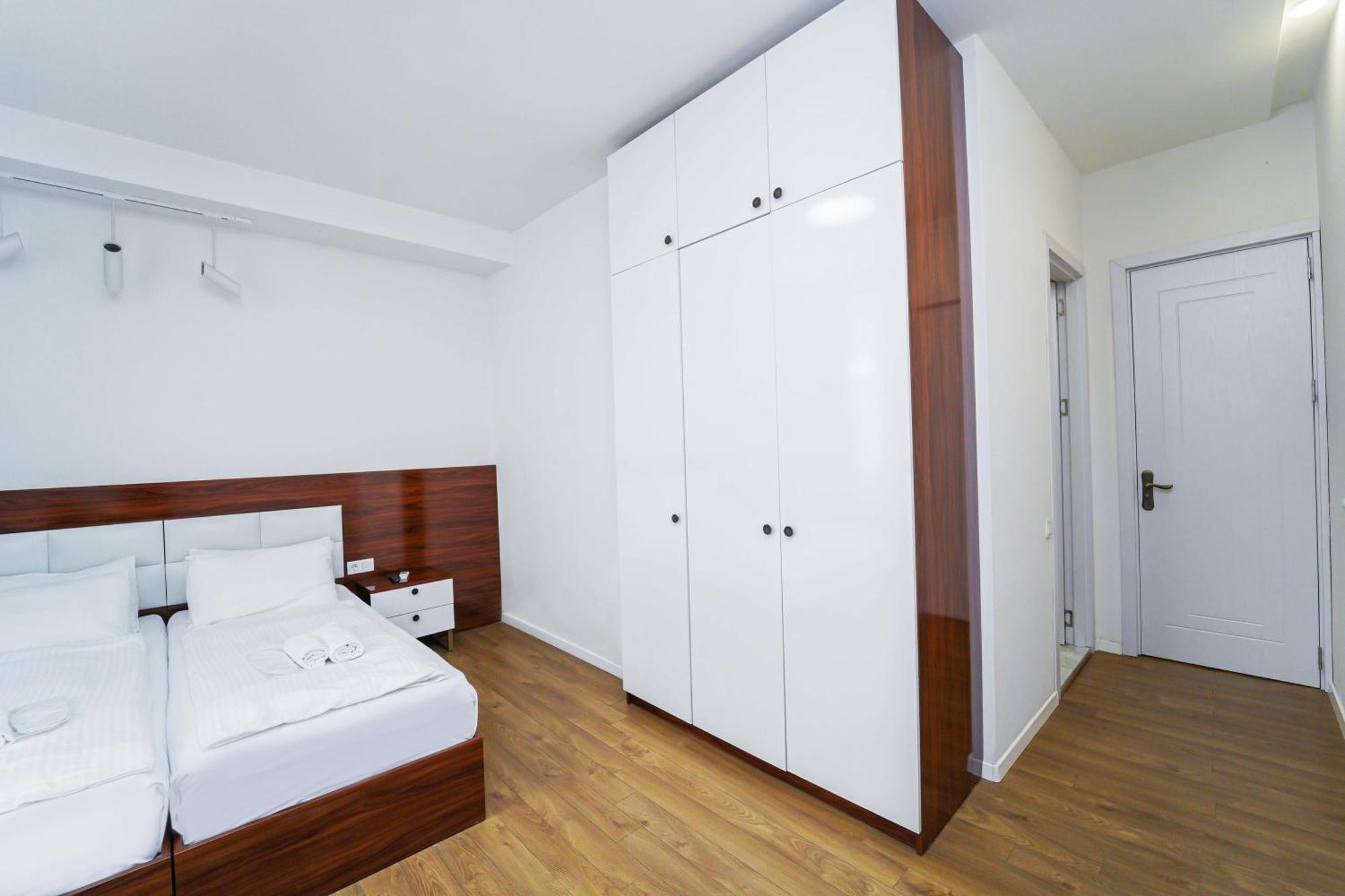 Hotel Type Rooms On Avenue Melikishvili, City Center Тбилиси Экстерьер фото
