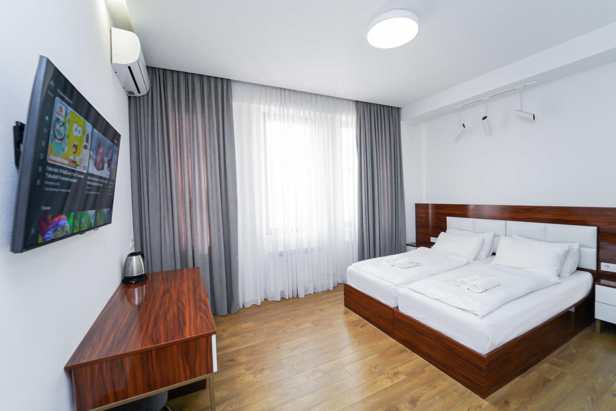 Hotel Type Rooms On Avenue Melikishvili, City Center Тбилиси Экстерьер фото